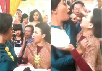 Rebutan Daging Rendang di Kondangan, 2 Emak-emak ini Saling Tunjuk hingga Dorong-dorongan: Norak, Kayak Orang Kelaparan!