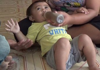 Jadi Pecandu Kopi Saat Usianya Masih 6 Bulan, Balita Ini Mampu Habiskan 1,5 Liter Kopi Tubruk Setiap Hari, Ternyata Kisah di Baliknya Sungguh Menyayat Hati