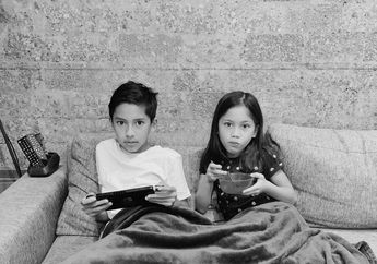 Siblings Goals! 7 Foto Anak Nana Mirdad, Jason Deandra & Sarah Deana!