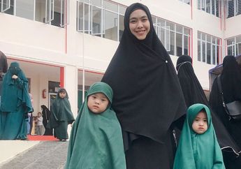 Sang Anak Sudah Hafal Al-Quran Sejak Balita, Oki Setiana Dewi Bocorkan Rahasianya!