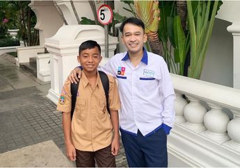 Makin Terkenal Karena Ruben Onsu, Betrand Peto Ternyata Tetap Santun Saat Bertemu Guru Sekolahnya Dulu