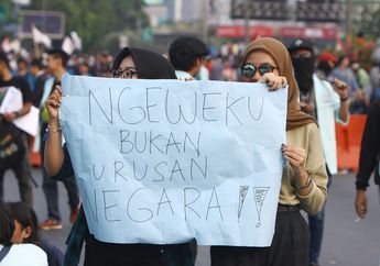 Berbeda dengan Demo Era Fahri Hamzah, Aksi Mahasiswa Kekinian Sampaikan Kritik Lewat Gaya Kocak. Begini Potret Generasi Bucin Protes Kepada Mereka yang Lalim!