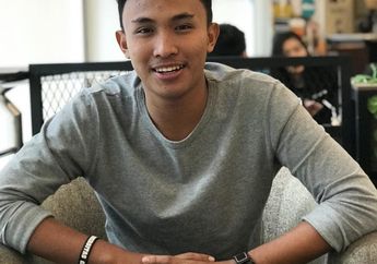 Viral, Ini 6 Pesona Ketua BEM UGM, Atiatul Muqtadir. Awas Terpesona!