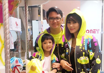 Mendadak Hilang dari Layar Kaca, Begini Kabar Anita Hara yang Sekarang Jualan Baju Demi Dapur Tetap Ngebul