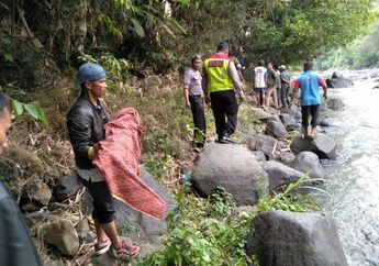 Putrinya yang Berusia 5 Tahun Tewas Dibunuh dan Diperkosa Keluarga Angkat, Ayah Kandung NP: Anak Saya Meninggal, Pembunuhnya Juga Harus Mati!