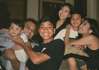 Deretan Foto Cantik Shalima Hakim Anak Perempuan Wanda Hamidah yang Bikin Kita Tercengang. Ya Ampun, Jadi Jatuh Hati Kan?