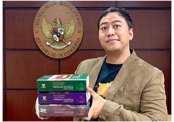 Jawaban Pandji Pragiwaksono Saat Diserbu Pertanyaan Apakah Dirinya Menyesal Memilih Jokowi Sebagai Presiden