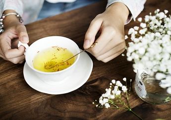 Kisah Nyata, Wanita Ini Iseng Minum Air Saffron Selama 15 Hari dan Hasilnya Membuatnya Takjub