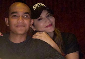 Tamara Bleszynski Unggah Foto Berdua Pakai Hastag Malam Jumat, Netizen: "Musim Brondong Tante"