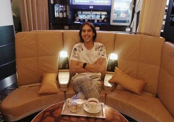 Intip 9 Potret Interior dan Fasilitas Super Mewah Pesawat First Class yang Dinaiki El Rumi Saat Terbang ke London, Tarif Sekali Jalannya Hampir Rp 300 Juta!