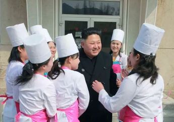 Segarang Apapun Sang Diktator, Akhirnya Dia Jatuh Ke Pelukan Wanita. Bayangkan, Kim Jong Un Pernah Belanja Pakaian Dalam Wanita Hingga Rp 41 Miliar!