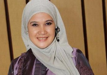 Sudah Tak Laku Lagi Akibat Tersandung Korupsi Ratusan Juta, Kini Cici Tegal Jualan Ayam Demi Sesuap Nasi