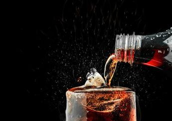 Sering Dianggap Berbahaya Bagi Kesehatan, Siapa Sangka Minuman Soda Ampuh Membersihkan Seluruh Bagian Rumah