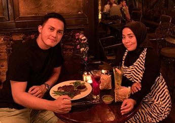 Terpergok Temui Dokter Rumah Sakit Dengan Gestur Tak Biasa, Muzdalifah dan Fadel Islami Bikin Netizen Geleng-geleng Kepala; Perasaan Bu!