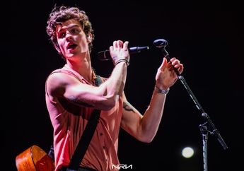 Konser Shawn Mendes di Indonesia Ramai Dihadiri Penonton, Intip Keseruan di Dalam Venue!