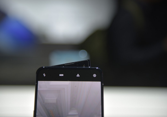 OPPO Reno2, Handphone Kekinian yang Bikin Mata Enggak Rusak!