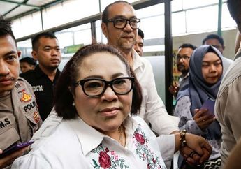 Nunung Sempat Masak Empal di RSKO Sebelum Jalani Sidang Narkoba