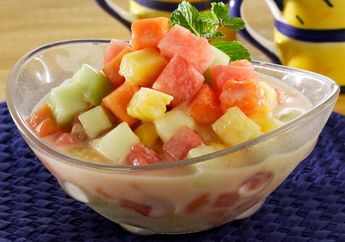 Salad Buah yang Segar dan Sehat Ini Cocok Disantap Sebelum Ataupun Sesudah Makan