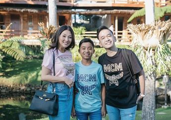 Betrand Peto Beli Celana Renang Dadakan di Labuan Bajo, Ruben Onsu dan Sarwendah Kaget Saat Ditagih Karyawan Hotel!
