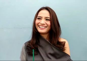Syuting di Depan Layar Komputer dari Rumah, Acha Septriasa Rela Menyediakan Ruang Isolasi Khusus Agar Tak Diganggu Sang Putri!