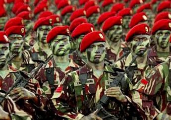 Berjumpa Suku Primitif di Belantara Papua, Misi Kopassus Sukses Guncangkan Dunia, Temukan Potongan Kaki Anak Raja Minyak Amerika