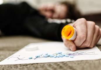 Tak Tahan Suaminya Selingkuh dengan Wanita Lain, Seorang Istri Nekat Tenggak Obat yang Dicampur Obat Nyamuk Hingga Nyaris Tewas