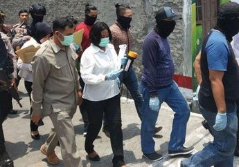 Densus 88 Temukan Buku Ajaran Jihad Saat Geledah Hunian Terduga Teroris di Sukoharjo