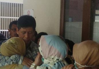 Dulu Suaminya Penguasa Lapas Hingga Ditangkap KPK karena Disogok Narapidana Koruptor Kelas Kakap, Sekarang Istri Wahid Husen Terpaksa Jualan Nasi Uduk dan Kopi untuk Menyambung Hidup