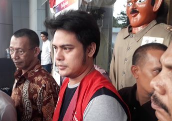 Tak Didampingi Barbie Kumalasari di Persidangan, Galih Ginanjar Tunjukkan Raut Wajah Sendu dengan Mata Sembab Saat Ditanya Soal Keretakan Rumah Tangga
