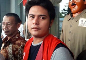 Rumah Tangganya Bersama Barbie Kumalasari Berada di Ujung Tanduk dan Hampir Ditinggal Tunangan dengan Pria Lain, Galih Ginanjar Langsung Nyolot dan Ogah Jawab Wartawan: Ya Tanya Dia Lah!