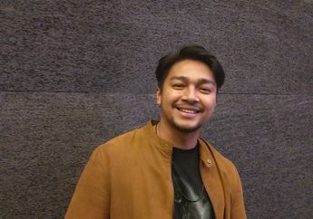 Demi Syuting, Deva Mahenra Nekat Terbangkan Pesawat Tempur AU