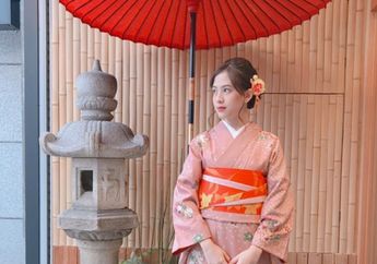 Yuk, Intip 3 Penampilan Manis Adhisty Zara Saat Berada di Jepang!