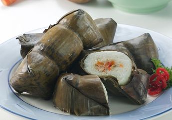 Masak Apa Besok? Yuk Hadirkan Resep Lontong Isi Ayam Kari Agar Sarapan Jadi Lebih Asik