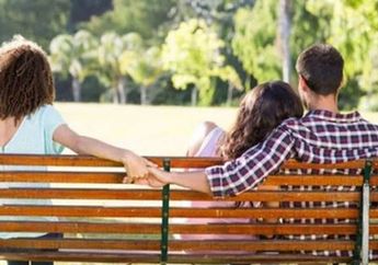 Berani Main Serong hingga Kepergok Berhubungan Intim dengan Suami Bosnya, Gadis 15 Tahun Ini Diamuk Istri Sah hingga Rambutnya Dicukur Botak