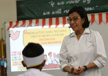 Belum Genap Sebulan, Menkeu Sri Mulyani Coba Jalani Profesi Ini. Apa yang Terjadi Sewaktu Dia Lontarkan Pertanyaan?