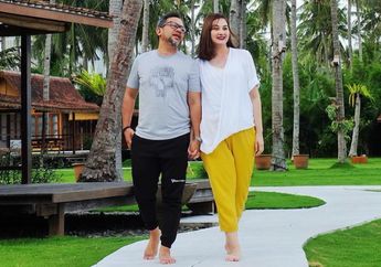Tak Pernah Kasih Kado Maupun Kejutan, Mona Ratuliu Justru Sebut Indra Brasco Romantis Abis, Kok Bisa?
