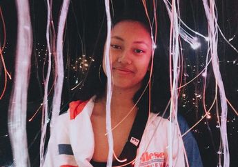 Kecenya Padu Padan Outfit Merah Ala Anak Tora Sudiro, Nayyara Sudiro!