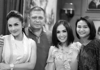 Krisdayanti dan Yuni Shara Jualan Dawet di Acara Siraman sang Adik yang Merupakan Pengusaha Batu Bara, Pembawa Acara: Nggak Biasanya yang Jualan Artis!