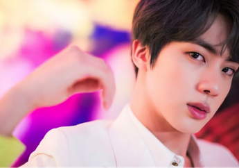 Genap 27 Tahun, Ini 5 Pesona Jin 'BTS' yang Bikin Kita Makin Cinta!