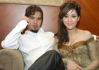 Blak-blakan Bilang Mantan Istri Lebih Kuat Ketimbang Mulan Jameela, Ahmad Dhani Sukses Dibikin Menangis di Depan Kamera oleh Sosok Ini. Semuanya Bermula dari Sini