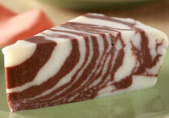 Resep Puding Zebra Susu Enak, Kelembutannya Cocok Untuk Dessert Malam Ini