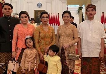 Sehari-hari Jualan Ayam Goreng, Potret Ibunda Selvi Ananda yang Tak Pernah Tersorot Ini Bikin Terpana Saat Lahiran Cucu Kedua