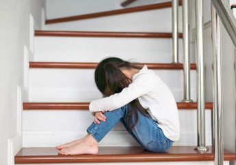 #LovingNotLabelling: Berhenti Katakan "Gendut" atau "Kurus" Pada Si Kecil, Berisiko Membuatnya Depresi