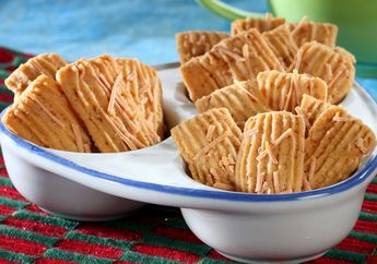 Kue Kering Natal Cantik yang Pasti Mudah Dibuat Dengan Resep Semprit Pisang Keju