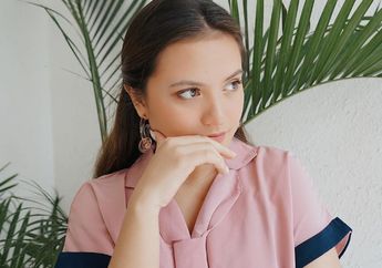 Keren Abis! Begini Gaya Kasual Simpel Marsha Aruan dengan Tas Balenciaga Seharga 16 Jutaan