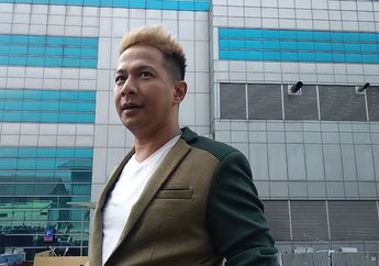 Jalani Hubungan Jarak Jauh dengan Istri, Delon Thamrin: LDR itu kan Bukan Karena Jauh Tapi Dekat di Hati!