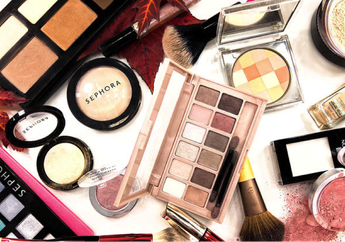 Bibir Bengkak dan 3 Bahaya Lain Kalau Pakai Makeup Kedaluwarsa! Hati-hati!