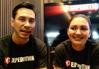 Touring Sepeda Motor ke Pegunungan Himalaya, Darius Sinathrya dan Donna Agnesia Disuguhi Dinding Salju Setinggi 6 Meter