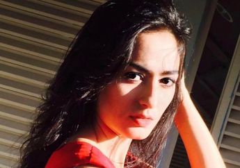 Pernah Bikin Heboh dengan Adegan Panas Pasca Menjanda, Profesi Sekarang dari Artis Cantik Ini Demi Bisa Makan Bikin Kaget!