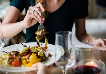 Stop Sekarang Juga! Kebiasaan Mencampur Deretan Makanan Ini Ternyata Berbahaya Bagi Tubuh, Ada Yang Bisa Jadi Racun!